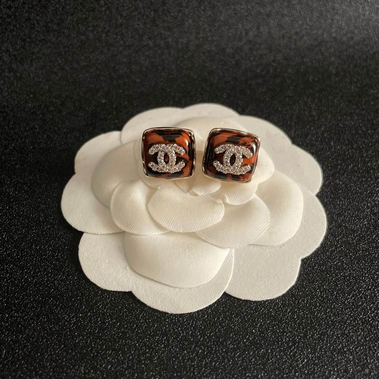 Chanel earring 11lyh386